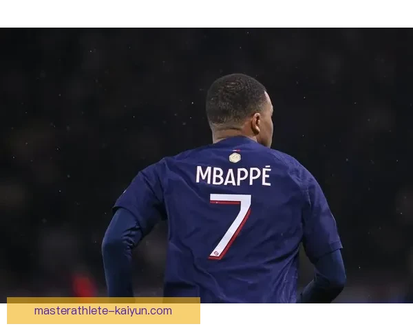 马尔基尼奥斯作为巴黎队长，状态回暖，球队表现备受关注